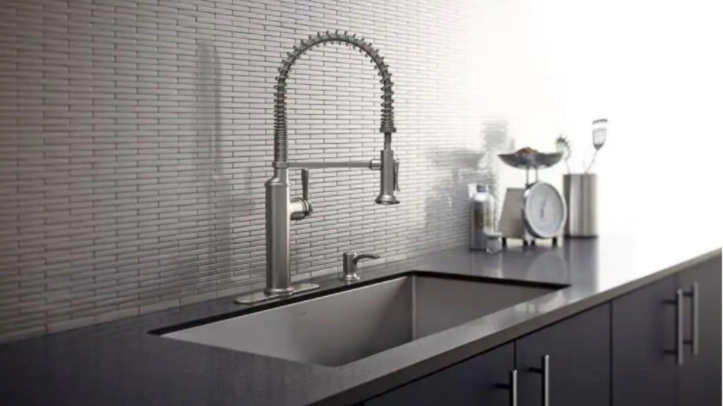 A Professional Faucet for Your Kitchen